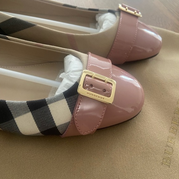 - Burberry Check Ballerina Flats New - Picture 4 of 7